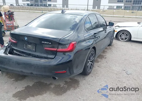 2022 BMW 330E z USA, uszkodzony, nr VIN WBA5P7C02NFL69434